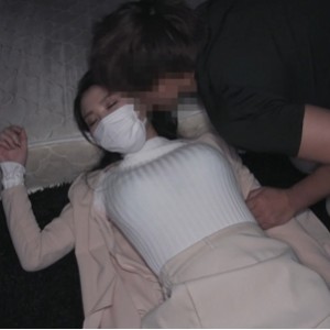 猫站某男珍藏超瘦大罩杯神作1部4.68G绝品