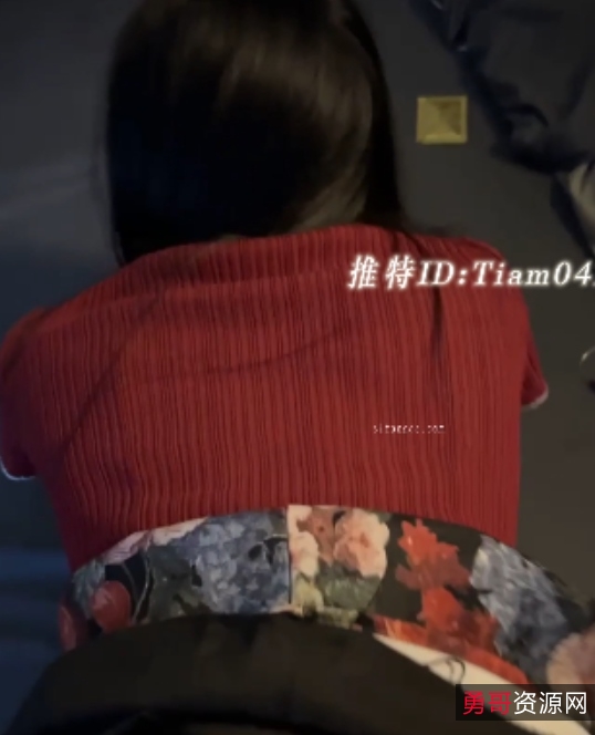 闽南萌妹tiam私密福利154部24G令人血脉贲张