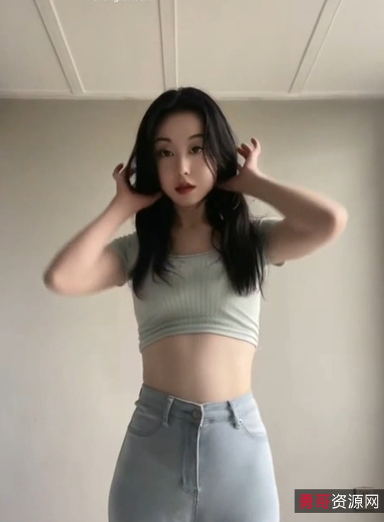 六金热舞定制合集141部16.5G推特超绝珍藏