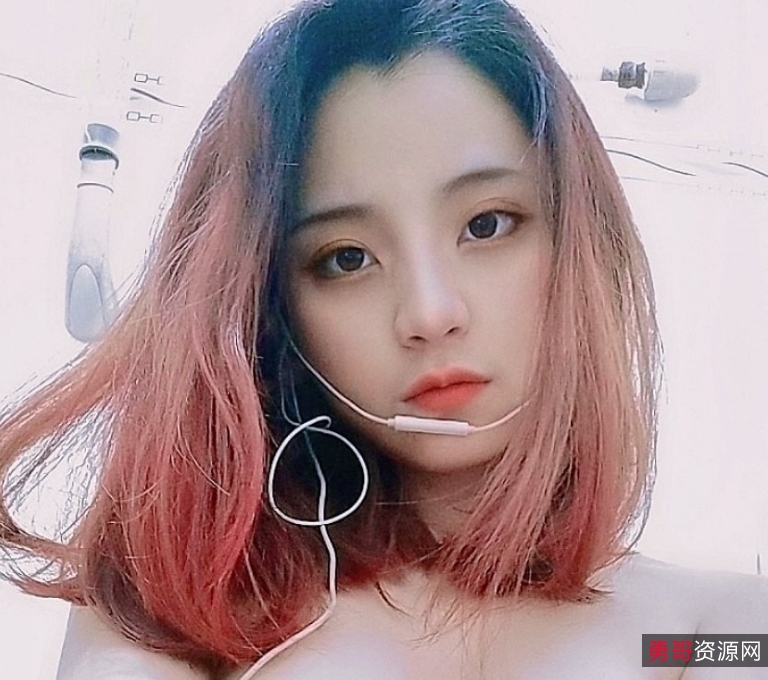 火辣yuumeilynOnlyFans视频合集50.6G50部