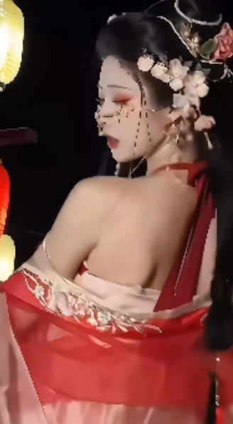 推特猫耳学妹嘴艺13部5.44G超会玩