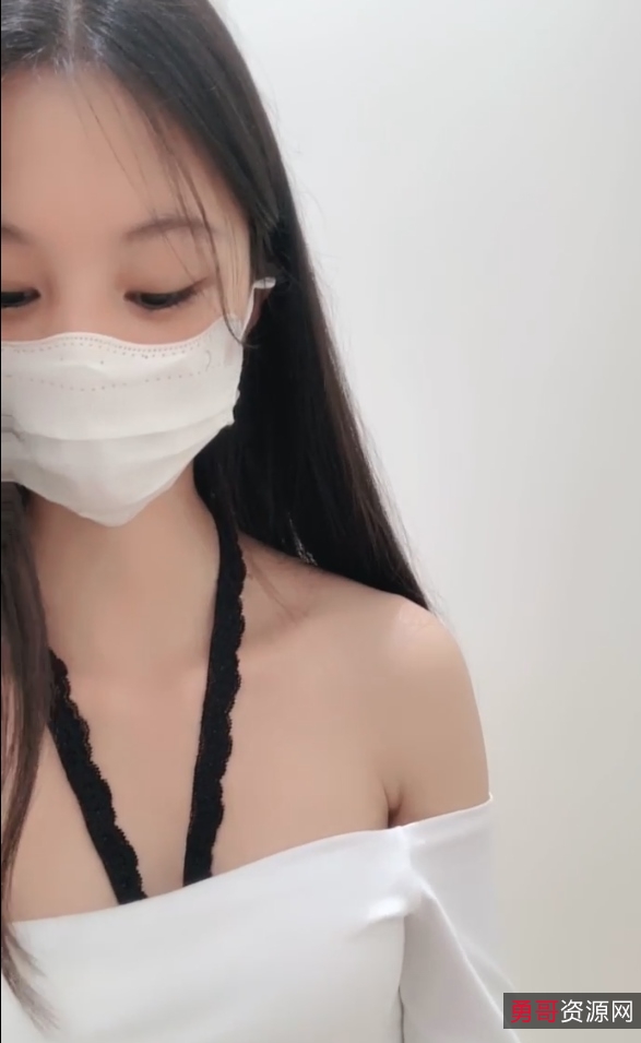 抖舞坚果的壳私拍2部3.2G真顶